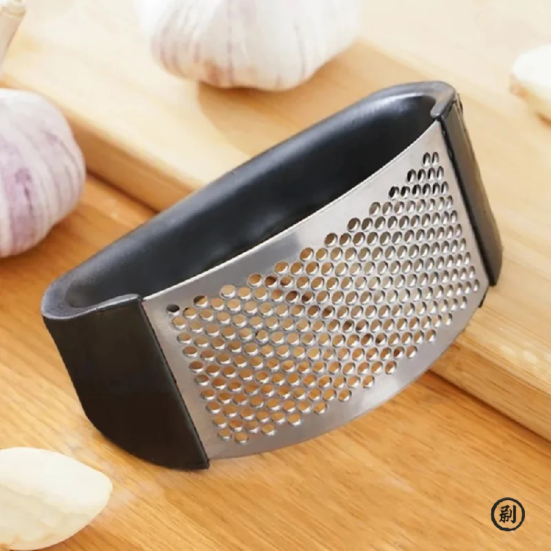 Stainless Steel Garlic Press C - Kitchen Gadgets For Seniors avis et prix